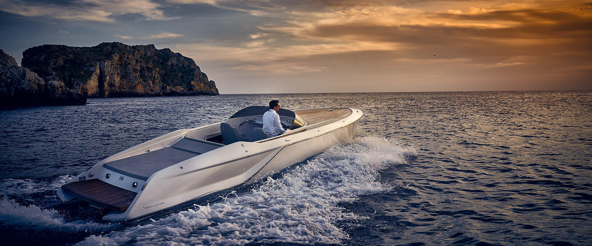858 Fantom