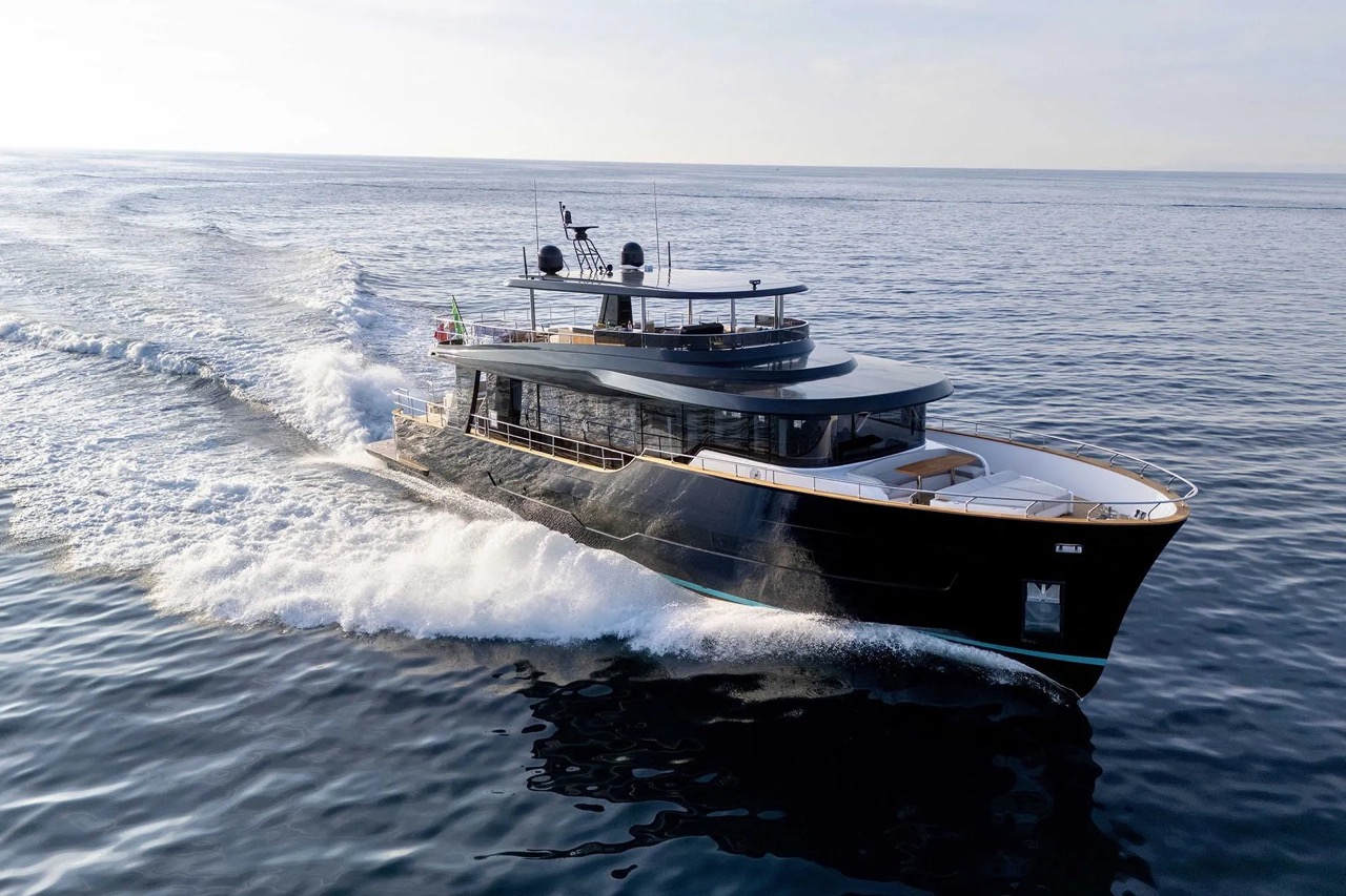 Maestro Yacht